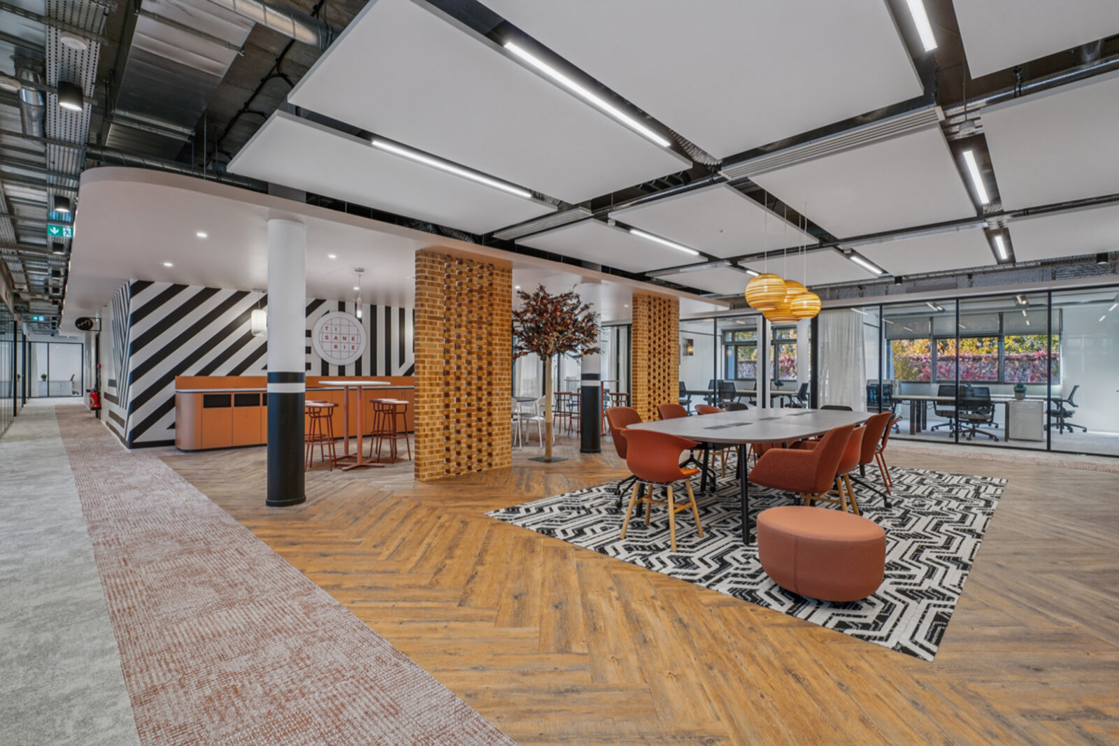Newton Offices, le mobilier au cœur des espaces de travail flexibles